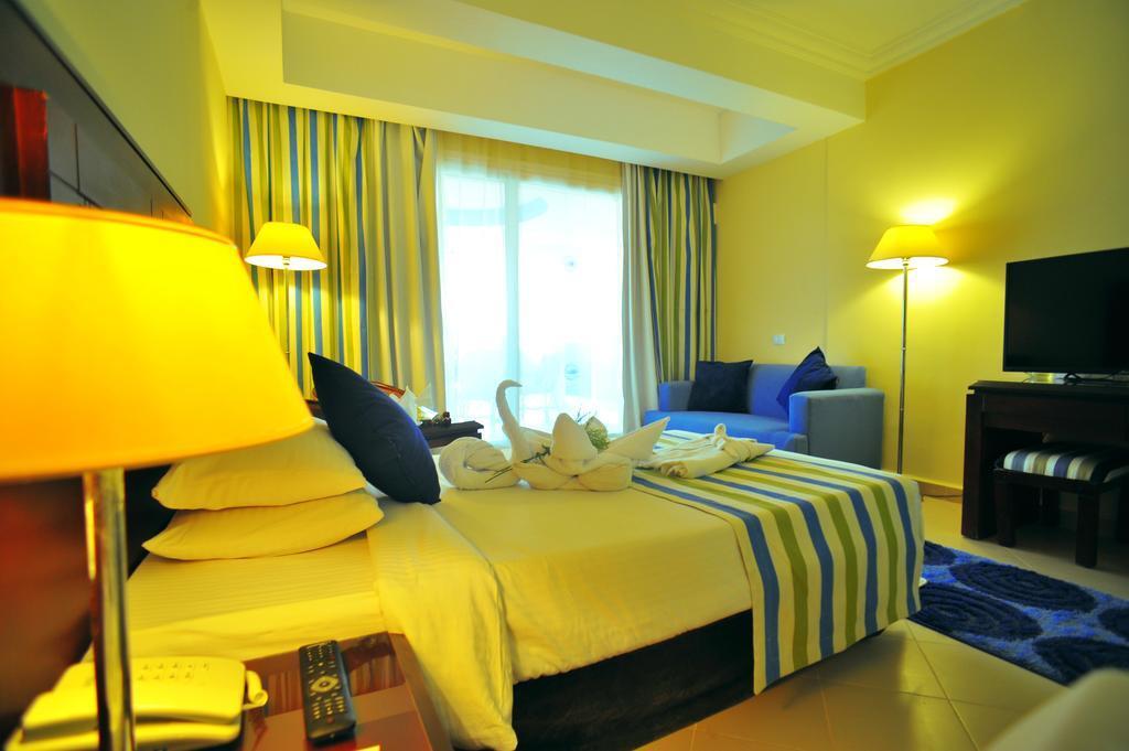 Sea Beach Aqua Park Resort Managed By Blue Resorts Charm el-Cheikh Extérieur photo